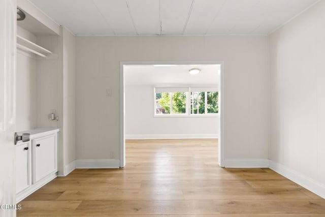 133 Calle De La Rosa 133, Camarillo, CA 93012 — photo 12 of 38