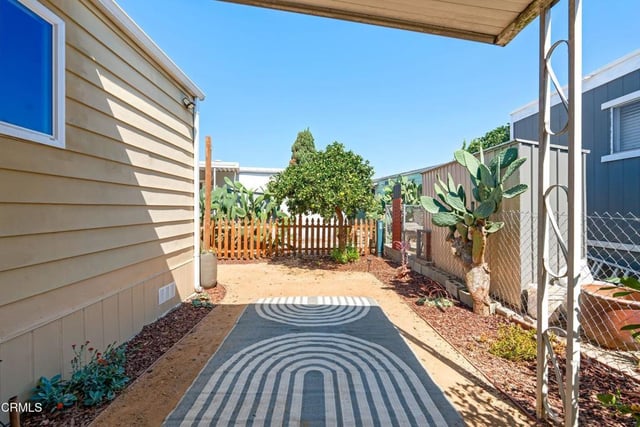 133 Calle De La Rosa 133, Camarillo, CA 93012 — photo 26 of 38