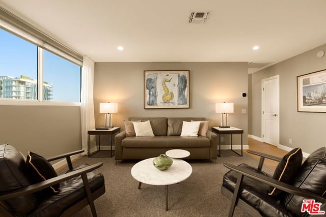 100 S Doheny Drive 607, Los Angeles, CA 90048 — photo 4 of 11