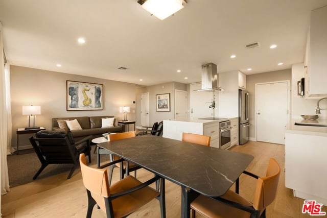 100 S Doheny Drive 607, Los Angeles, CA 90048 — photo 5 of 11