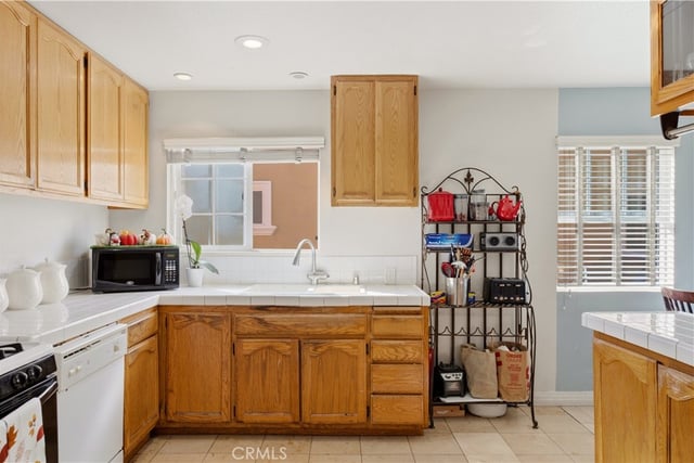 3252 Cattaraugus Avenue, Los Angeles, CA 90034 — photo 10 of 58