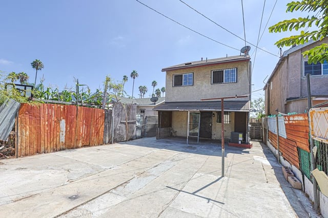 1019 E 21st, Long Beach, CA 90806 — photo 5 of 26