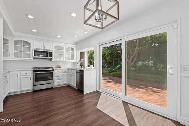 4227 Park Alisal, Calabasas, CA 91302 — photo 13 of 40