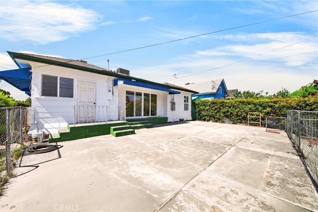 184 S Harvard Boulevard, Los Angeles, CA 90004 — photo 34 of 49