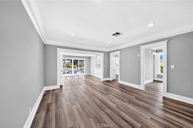 184 S Harvard Boulevard, Los Angeles, CA 90004 — photo 7 of 49