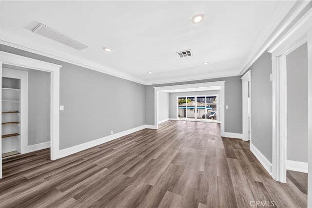 184 S Harvard Boulevard, Los Angeles, CA 90004 — photo 8 of 49