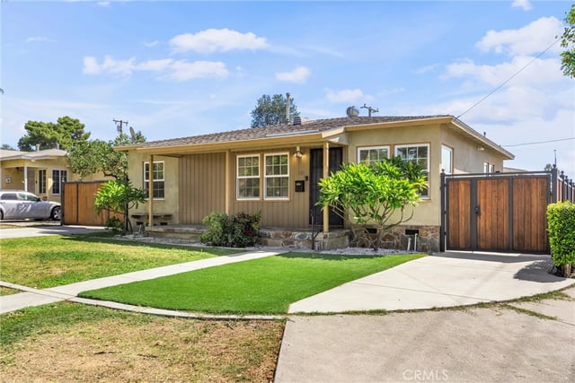 13287 Helmer Drive, Whittier, CA 90602 — photo 2 of 44