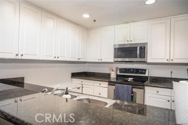 838 Pine, Long Beach, CA 90813 — photo 3 of 21