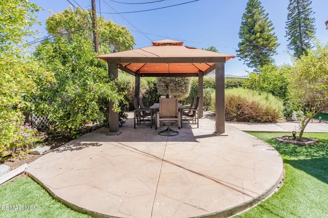10916 Ruffner Avenue, Granada Hills, CA 91344 — photo 9 of 11
