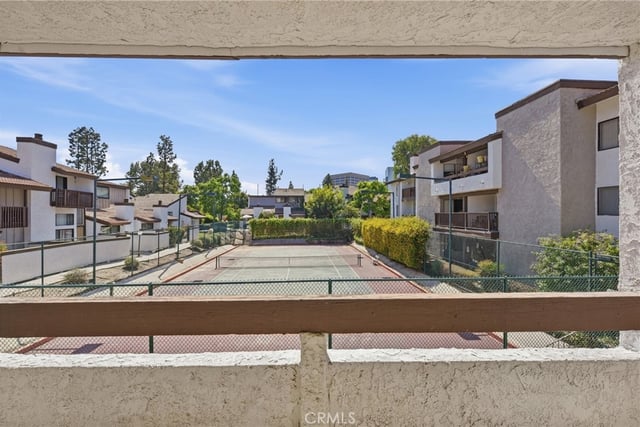 6275 Canoga 68, Woodland Hills, CA 91367 — photo 22 of 27