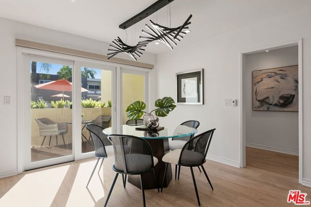 1233 N Laurel Avenue 109, West Hollywood, CA 90046 — photo 9 of 19