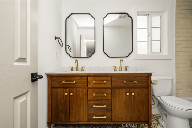 1125 W 99th, Los Angeles, CA 90044 — photo 14 of 20