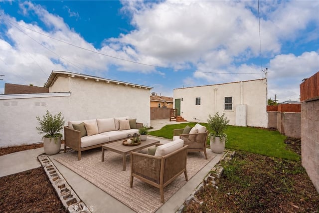 1125 W 99th, Los Angeles, CA 90044 — photo 18 of 20