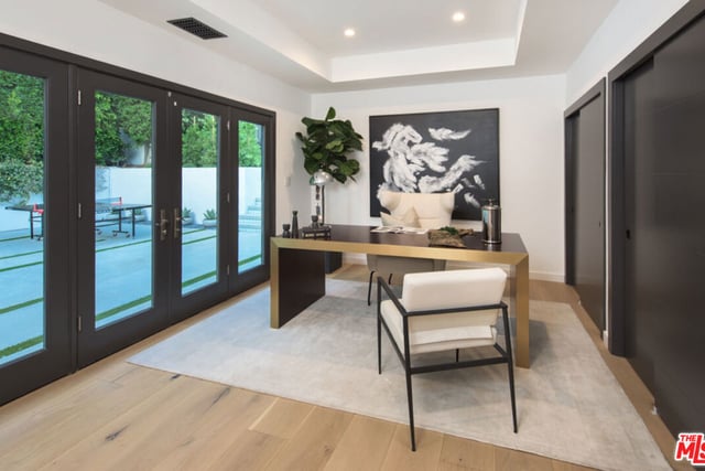 1378 N Doheny Drive, Los Angeles, CA 90069 — photo 12 of 16