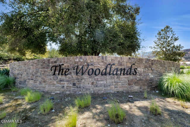 137 White Bark Lane, Simi Valley, CA 93065 — photo 5 of 57