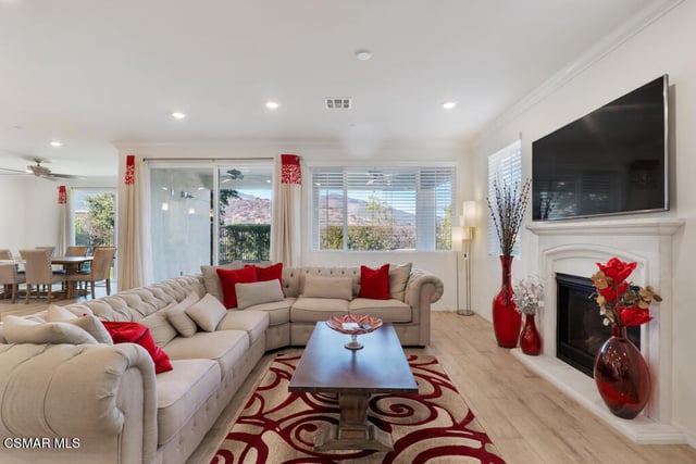 137 White Bark Lane, Simi Valley, CA 93065 — photo 8 of 57
