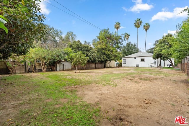14654 Haynes Street, Van Nuys, CA 91411 — photo 12 of 12