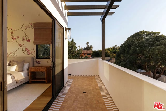 1723 S Corning Street, Los Angeles, CA 90035 — photo 11 of 20