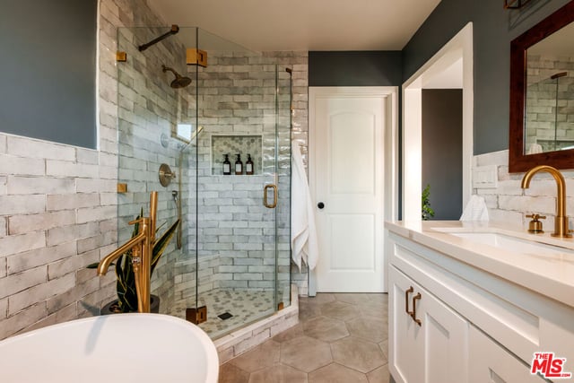 3625 Somerset Drive, Los Angeles, CA 90016 — photo 18 of 45