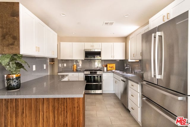 4820 Buchanan Street, Los Angeles, CA 90042 — photo 9 of 51
