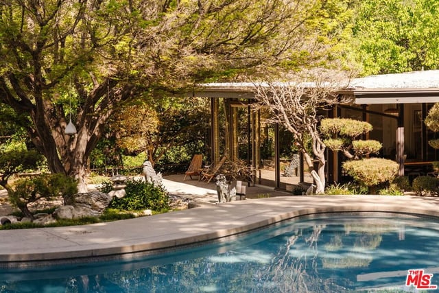 3493 Valley Meadow Road, Sherman Oaks, CA 91403 — photo 13 of 34