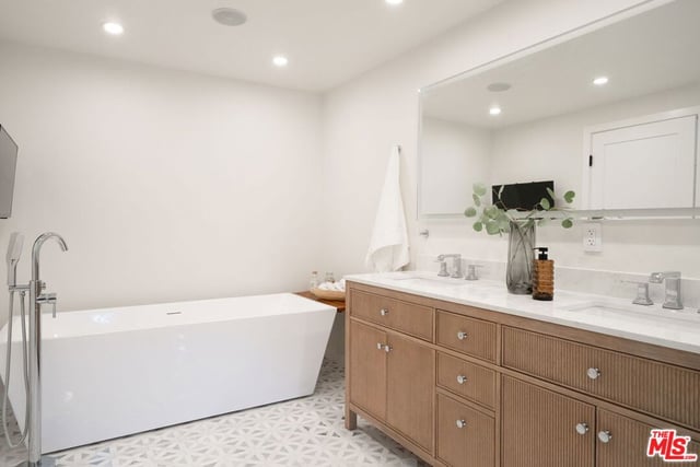 1535 Michael Lane, Pacific Palisades, CA 90272 — photo 34 of 56