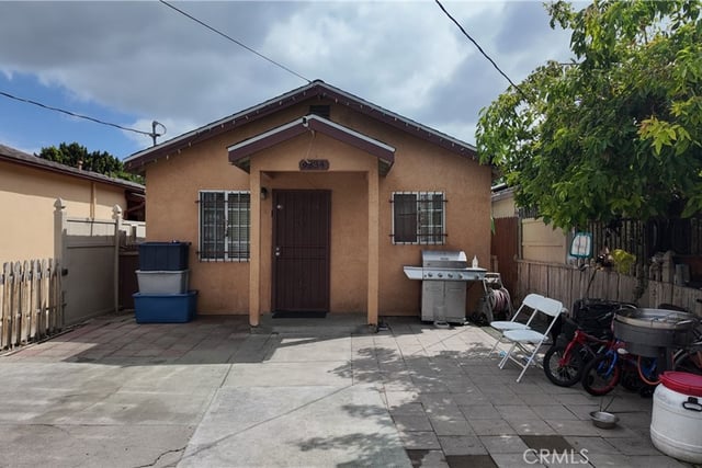 9534 Hickory, Los Angeles, CA 90002 — photo 4 of 24