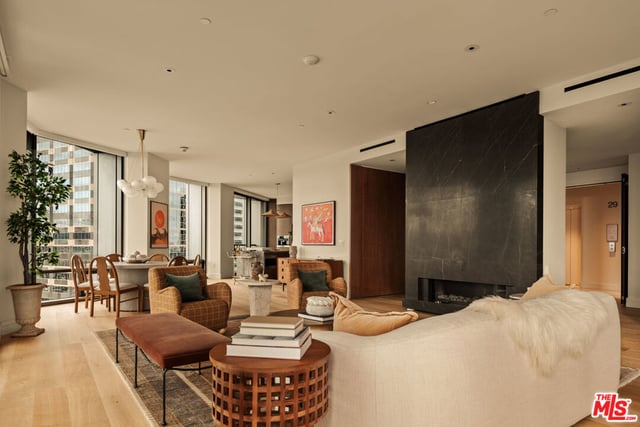 211 W Elm Court 30A, Los Angeles, CA 90067 — photo 3 of 34
