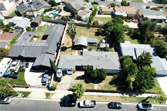 10226 Jordan, Chatsworth, CA 91311 — photo 2 of 25