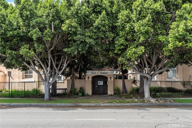 16001 S Vermont 54, Gardena, CA 90247 — photo 2 of 60