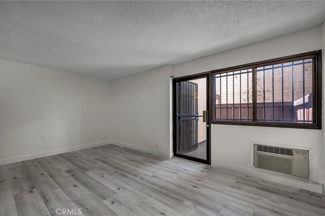 525 S Ardmore Avenue 161, Los Angeles, CA 90020 — photo 16 of 18