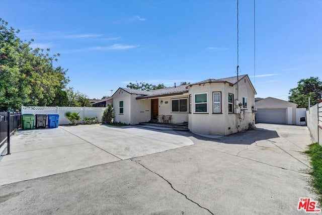 10353 Rincon Avenue, Pacoima, CA 91331 — photo 2 of 38