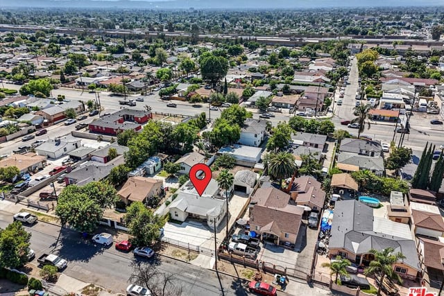 10353 Rincon Avenue, Pacoima, CA 91331 — photo 32 of 38
