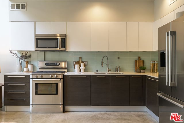 6683 Franklin Avenue 3, Los Angeles, CA 90028 — photo 11 of 43