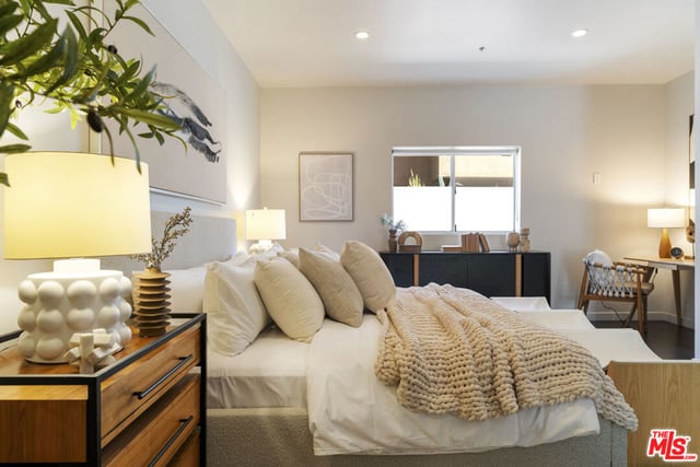 6683 Franklin Avenue 3, Los Angeles, CA 90028 — photo 37 of 43