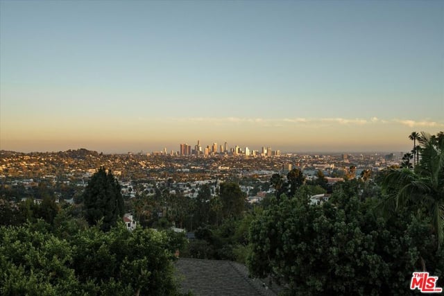 2551 Glendower Avenue, Los Angeles, CA 90027 — photo 3 of 43