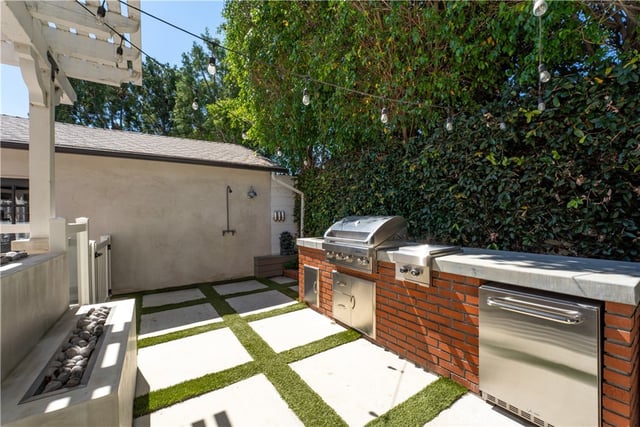 12706 Hortense Street, Studio City, CA 91604 — photo 30 of 33