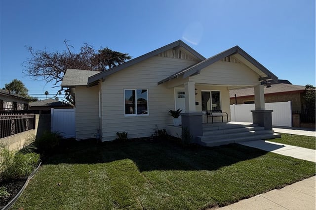 2064 Myrtle, Long Beach, CA 90806 — photo 3 of 42
