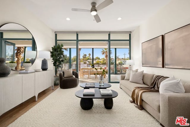 2300 Wilshire Blvd 201, Santa Monica, CA 90403 — photo 2 of 21
