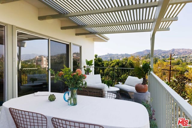 2446 Ronda Vista Drive, Los Angeles, CA 90027 — photo 5 of 35