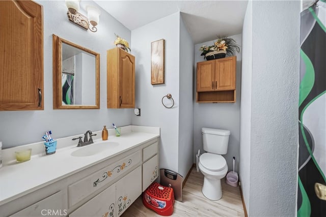 17247 Mossdale, Lancaster, CA 93535 — photo 11 of 31