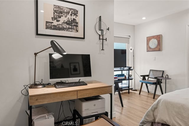 3407 Huxley Street 39, Los Angeles, CA 90027 — photo 21 of 28