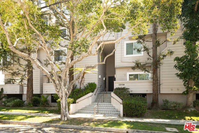 12016 Washington Place 106, Los Angeles, CA 90066 — photo 2 of 20