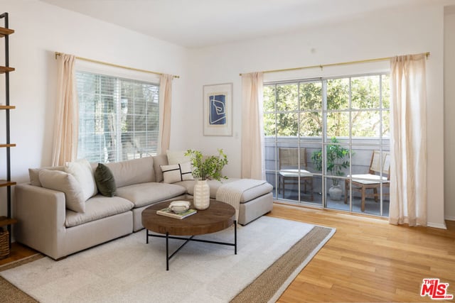 12016 Washington Place 106, Los Angeles, CA 90066 — photo 4 of 20