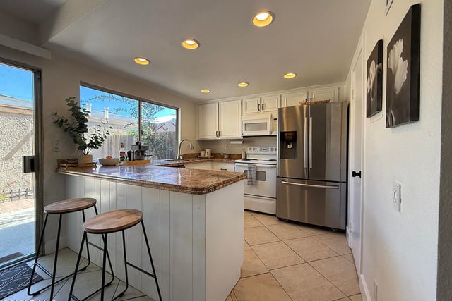 20112 Runnymede Street 3, Winnetka, CA 91306 — photo 10 of 49