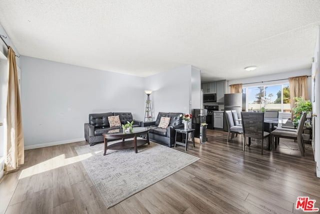 8800 Cedros Avenue 212, Panorama City, CA 91402 — photo 5 of 26