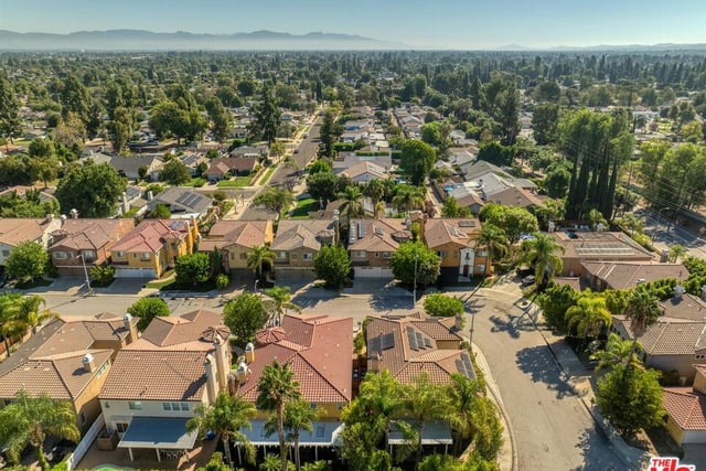 7636 Balasiano Avenue, West Hills, CA 91304 — photo 33 of 40