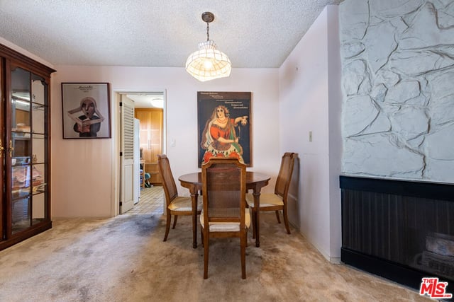 11639 Chenault Street 302, Los Angeles, CA 90049 — photo 9 of 26