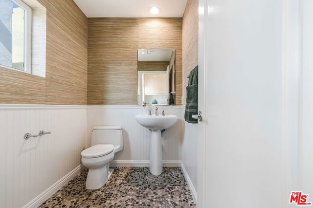 6641 Seabluff Drive, Los Angeles, CA 90094 — photo 16 of 47