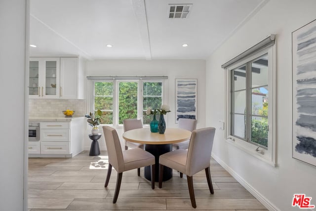 1042 Alvira Street, Los Angeles, CA 90035 — photo 13 of 32